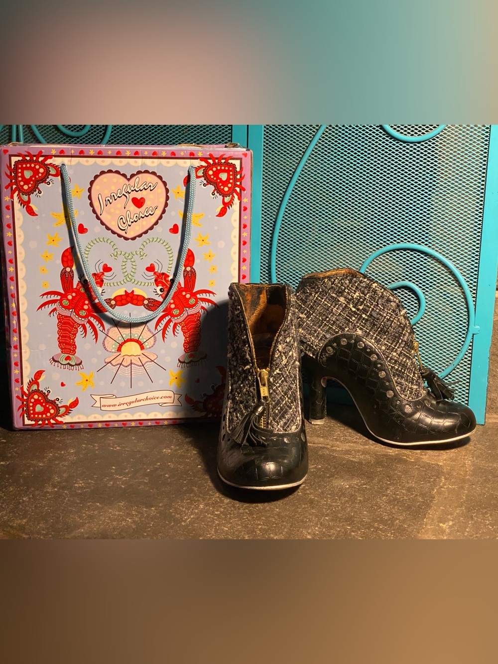 Irregular Choice BEES KNEES black/white tweed/leather booties,EUC,damaged box 8